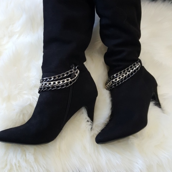 Boots - Picture 1 of 4